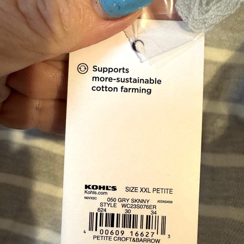 NWT SOFT NEUTRAL V-Neck Sweater PLUS/PETITE   XXLARGE/PET   #P - Picture 10 of 10